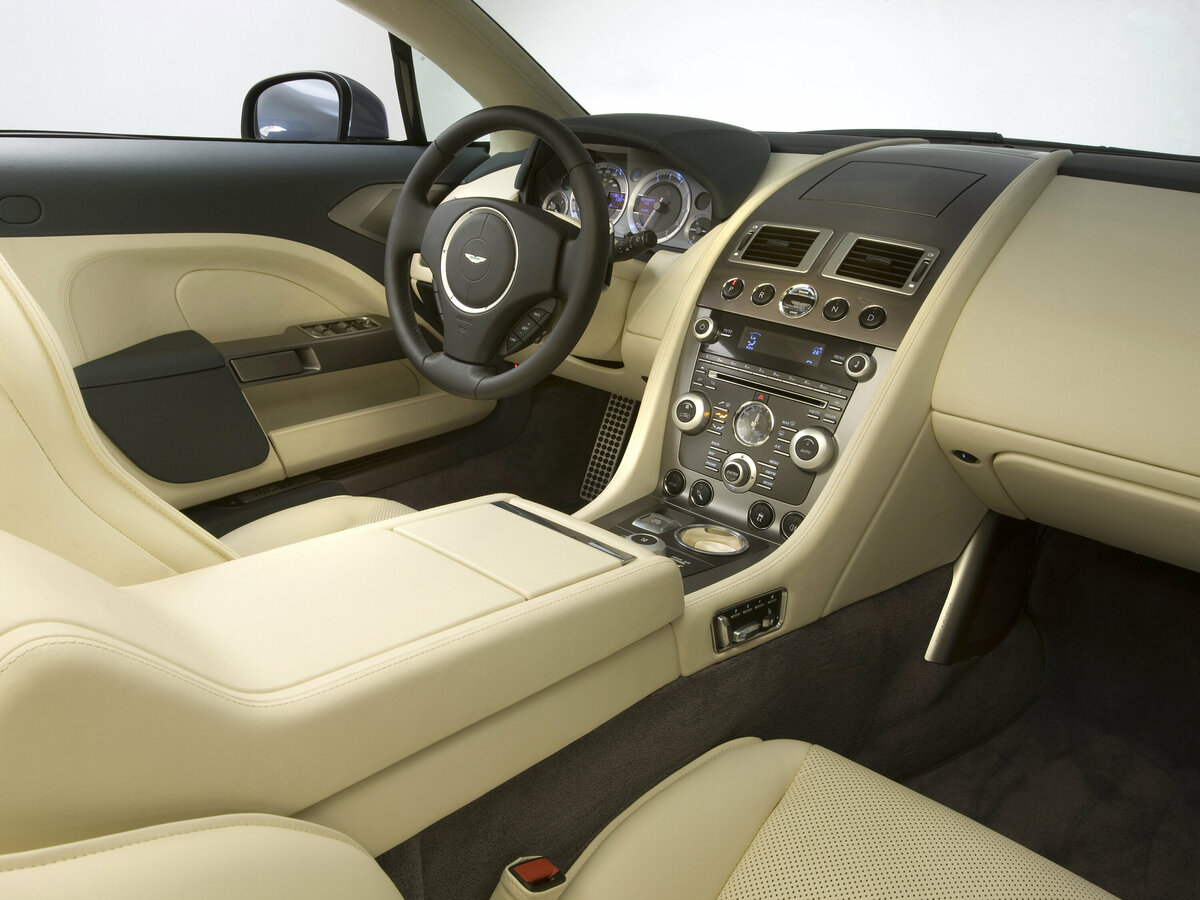 Aston Martin Rapide I Лифтбек — фото 6