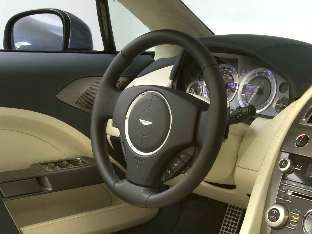 Aston Martin Rapide I Лифтбек — фото 8