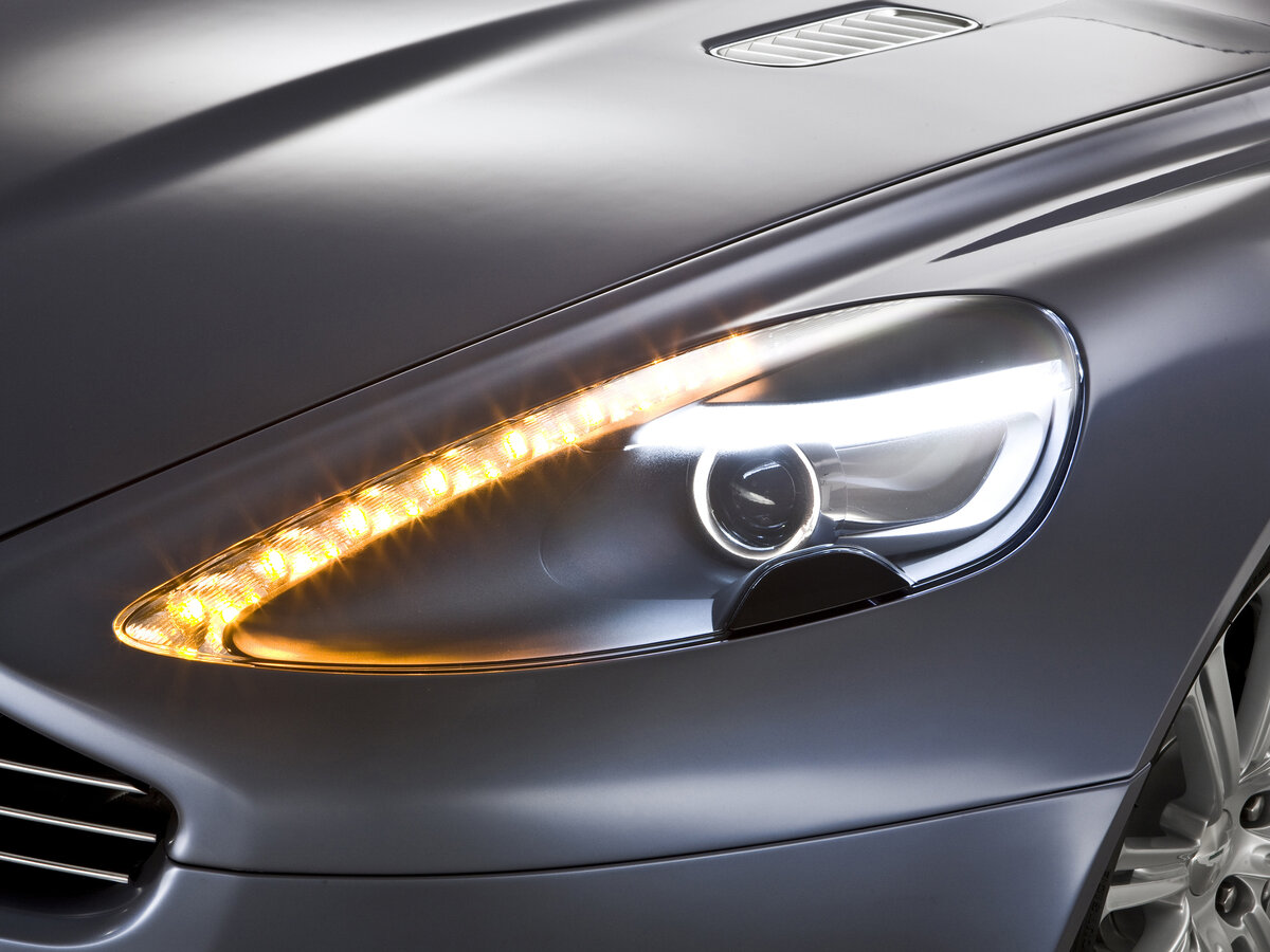 Aston Martin Rapide I Лифтбек — фото 15