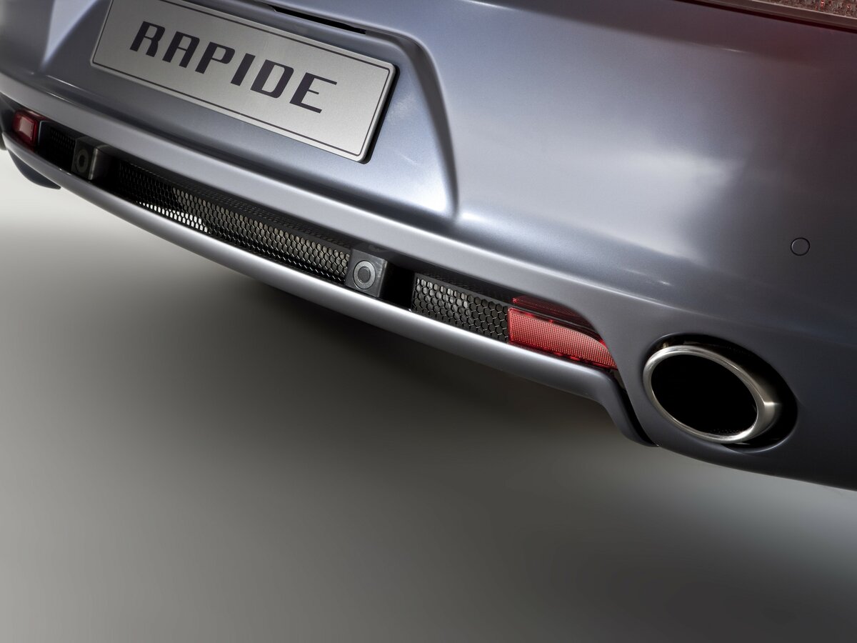 Aston Martin Rapide I Лифтбек — фото 17