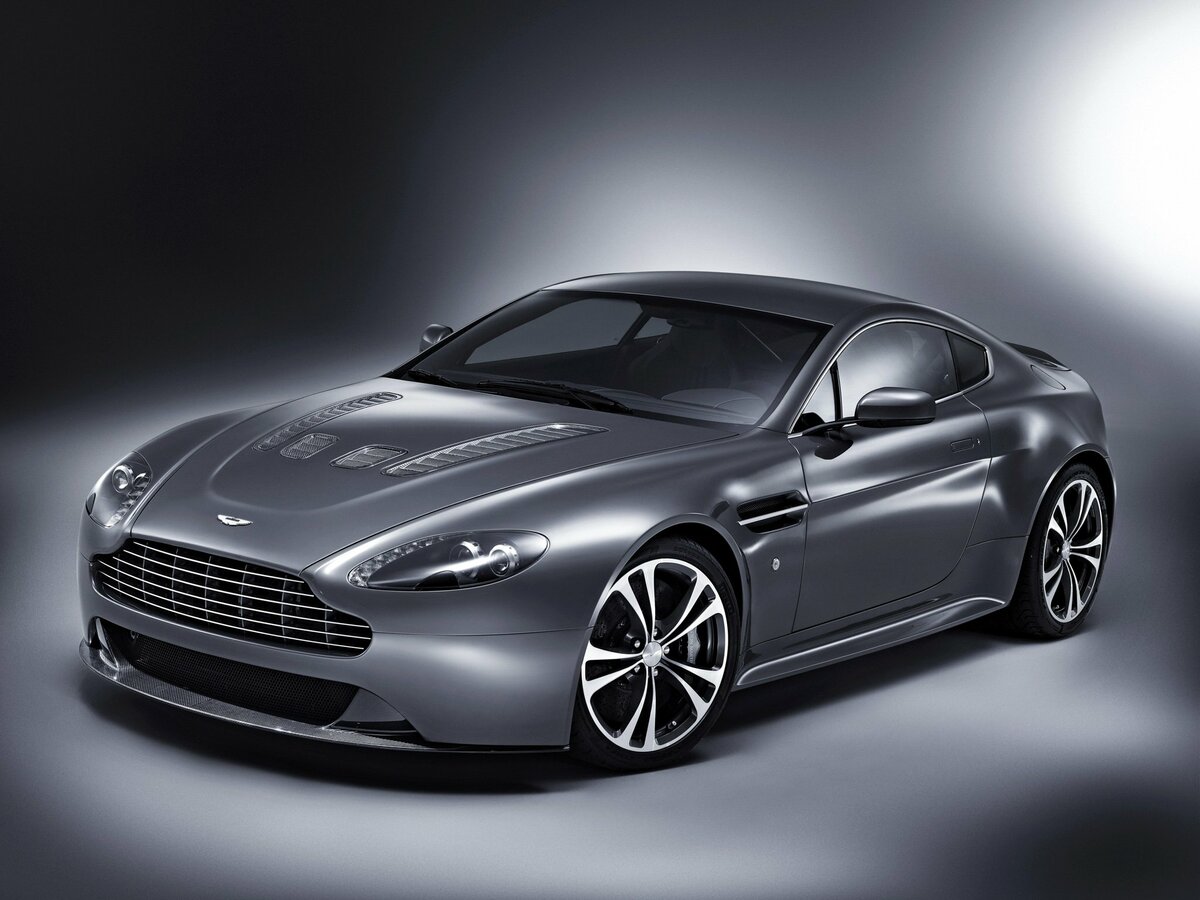 Aston Martin V12 Vantage I Купе