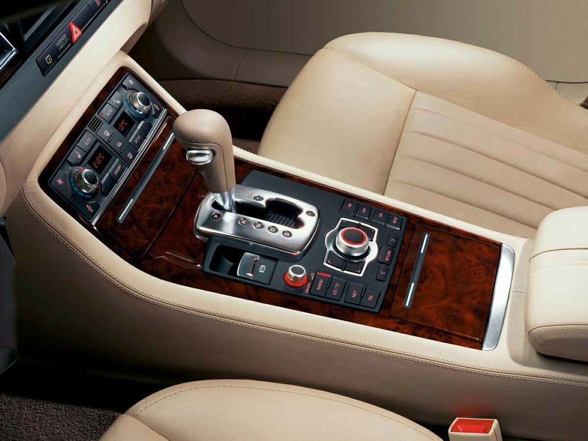 Audi A8 II (D3) Седан Long
