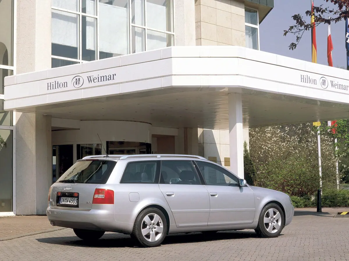 Audi A6 II (C5) Рестайлинг Универсал 5 дв. — 照片 5