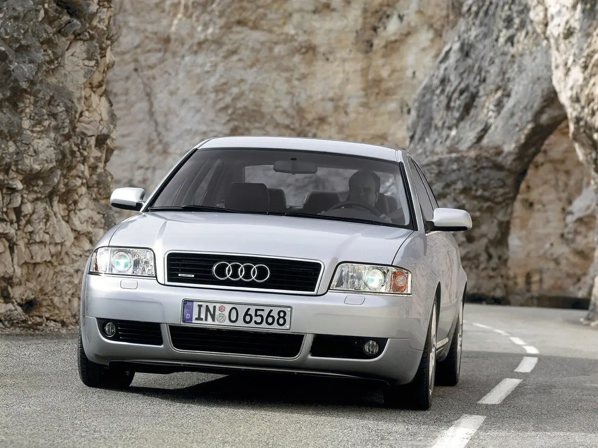 Audi A6 II (C5) Рестайлинг Седан — сүрөт 3