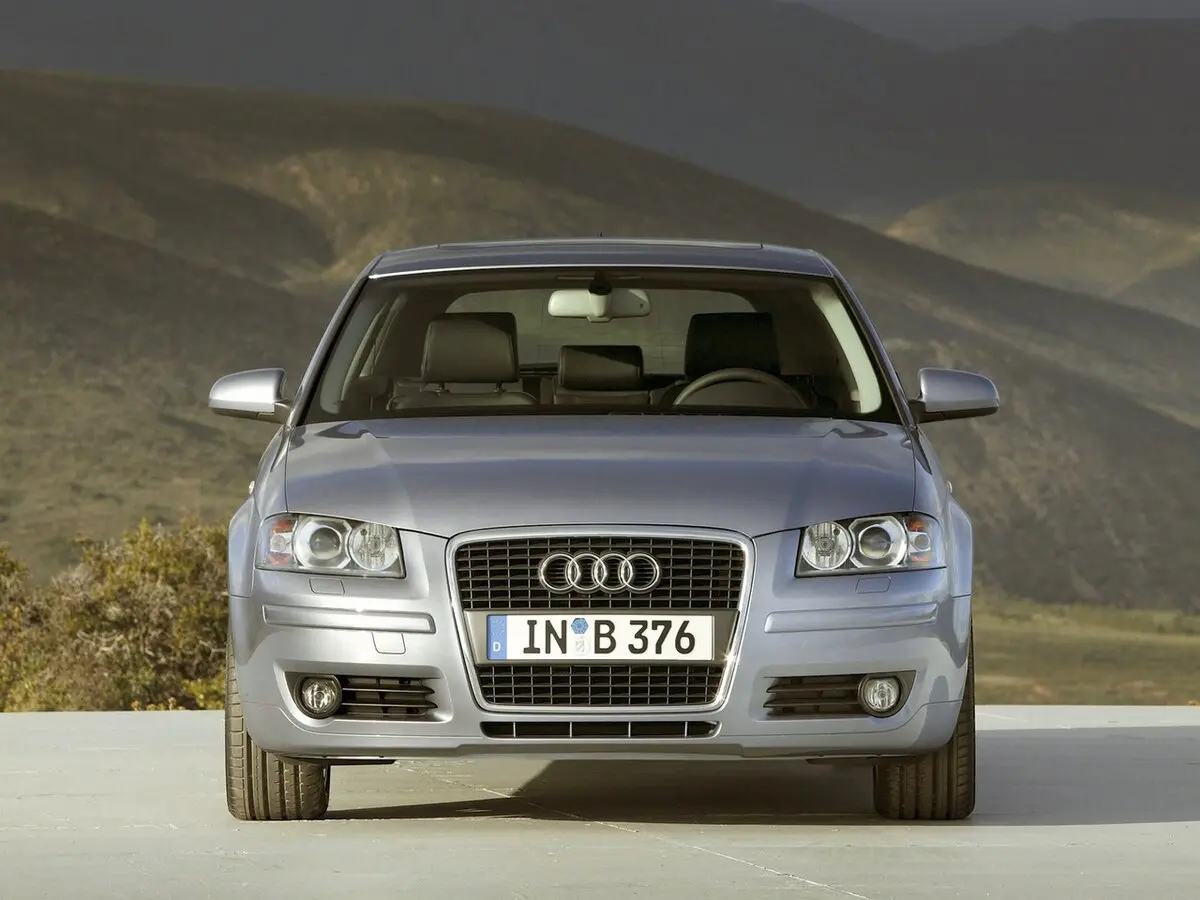 Audi A3 II (8P) Рестайлинг 1 Хэтчбек 3 дв. — сүрөт 3