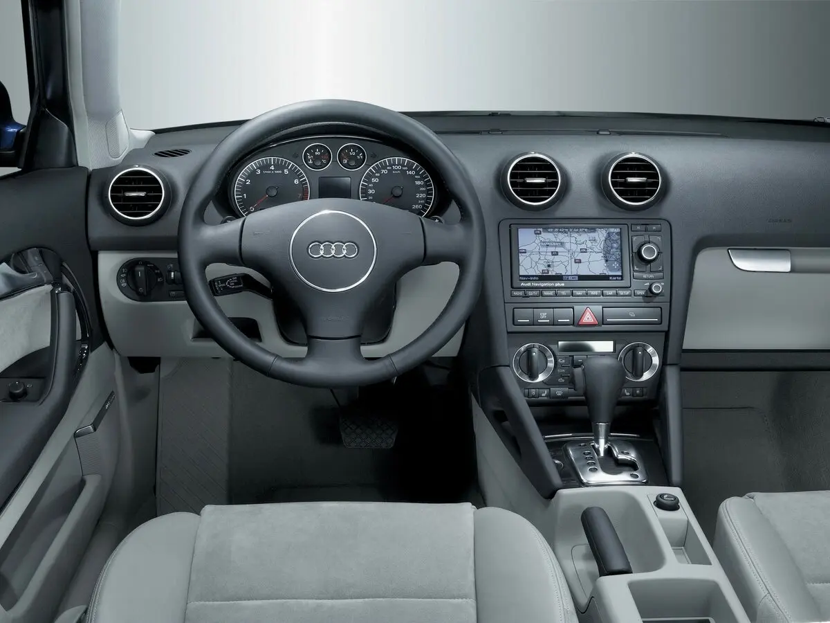 Audi A3 II (8P) Рестайлинг 1 Хэтчбек 3 дв. — сүрөт 6