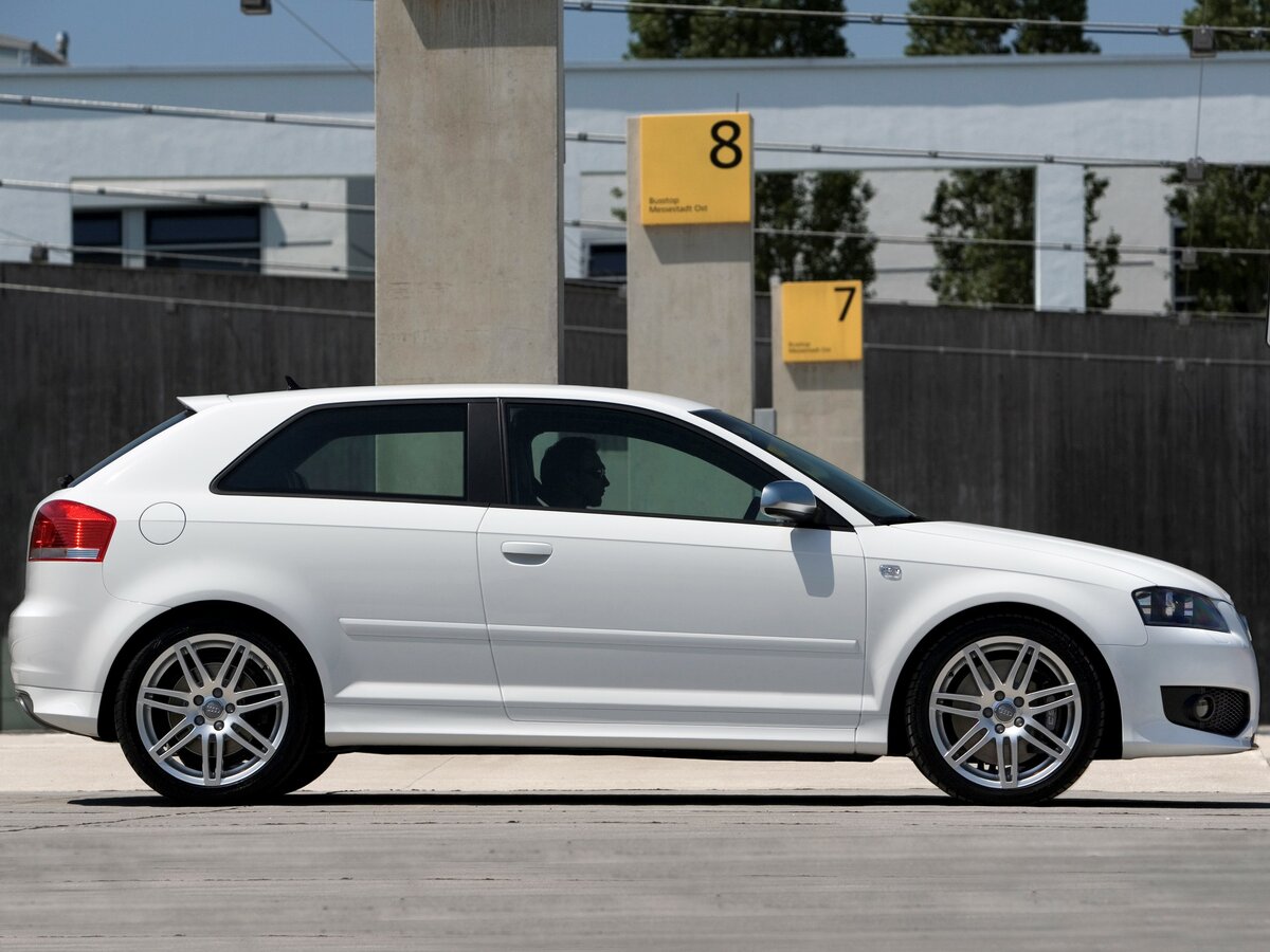Audi S3 II (8P) Хэтчбек 3 дв. — фото 2