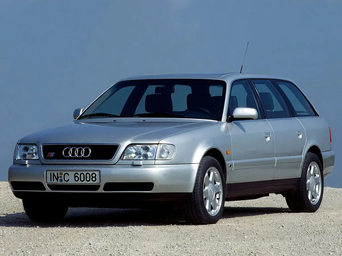 Audi S6 I (C4) Универсал 5 дв.