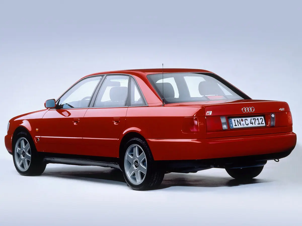 Audi S6 I (C4) Седан — photo 5
