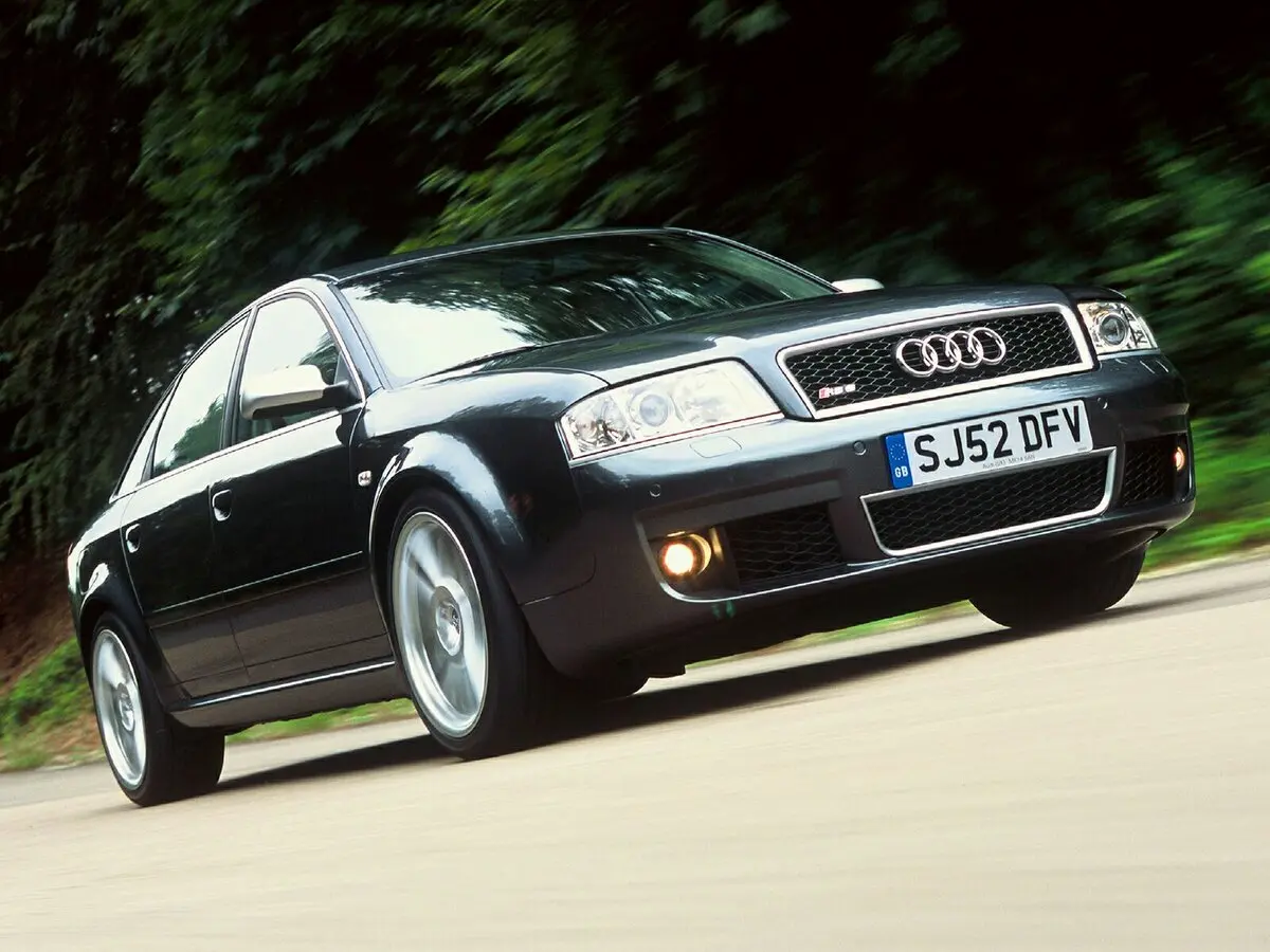 Audi RS 6 I (C5) Седан