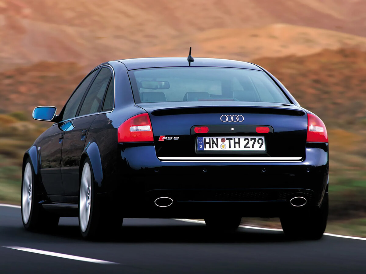 Audi RS 6 I (C5) Седан