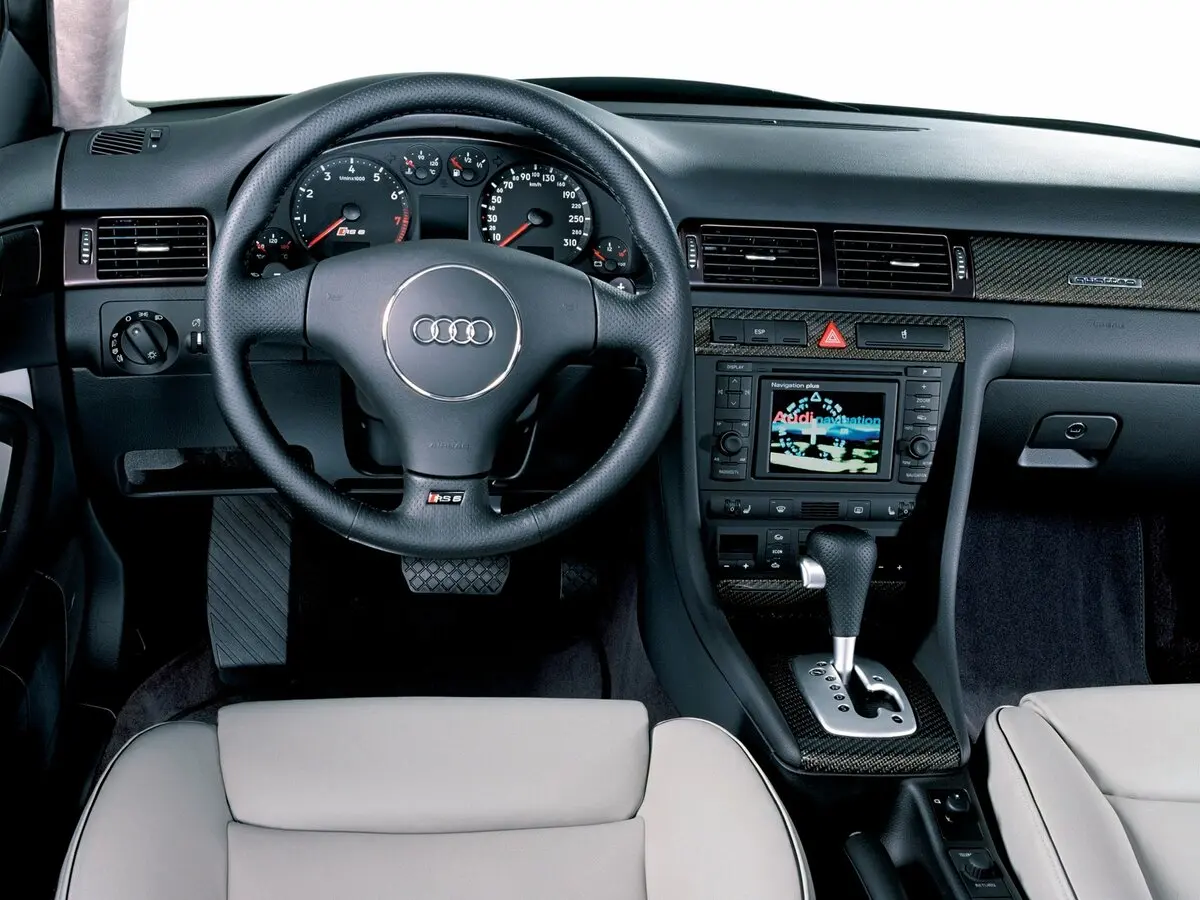 Audi RS 6 I (C5) Седан — сүрөт 6