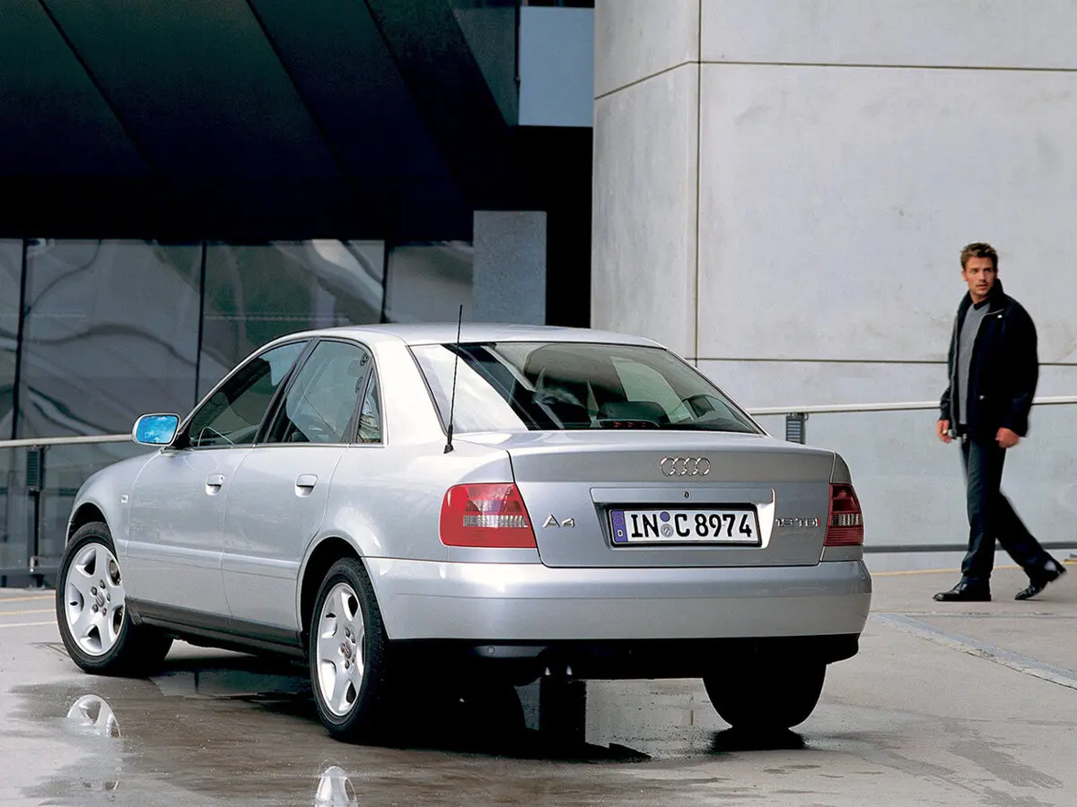 Audi A4 I (B5) Рестайлинг Седан — сүрөт 4