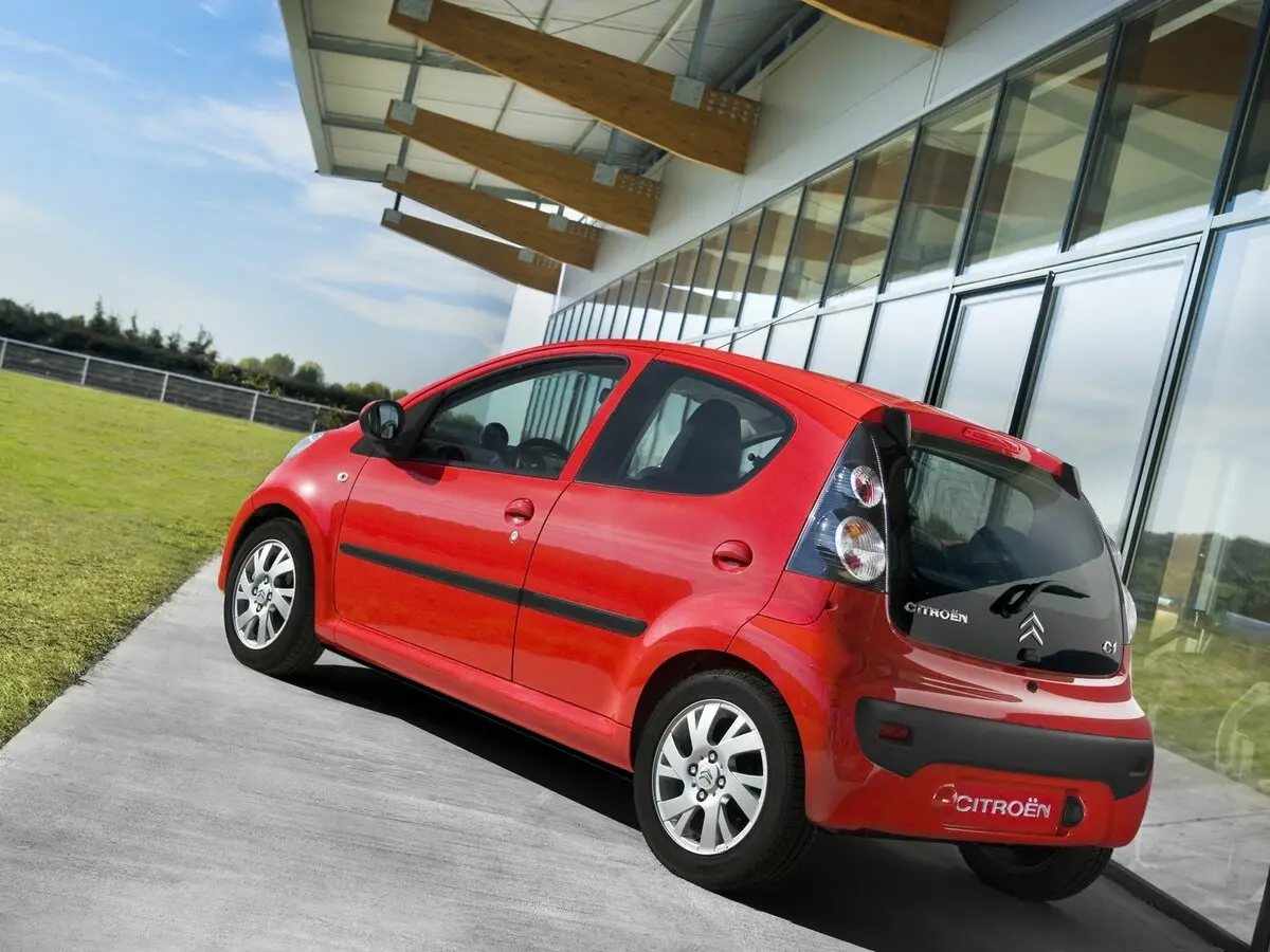 Citroen C1 I Рестайлинг Хэтчбек 5 дв. — сүрөт 4