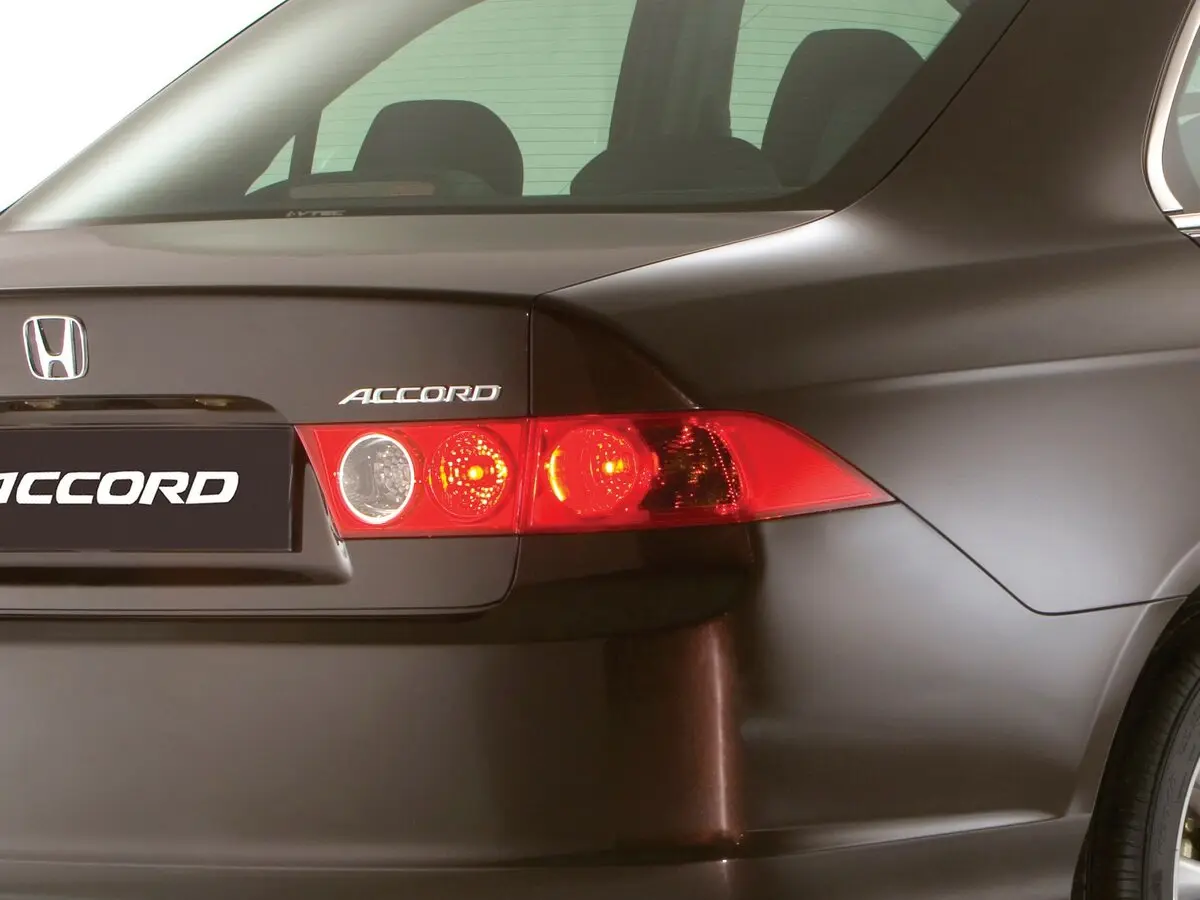 Honda Accord VII Рестайлинг Седан — фото 10