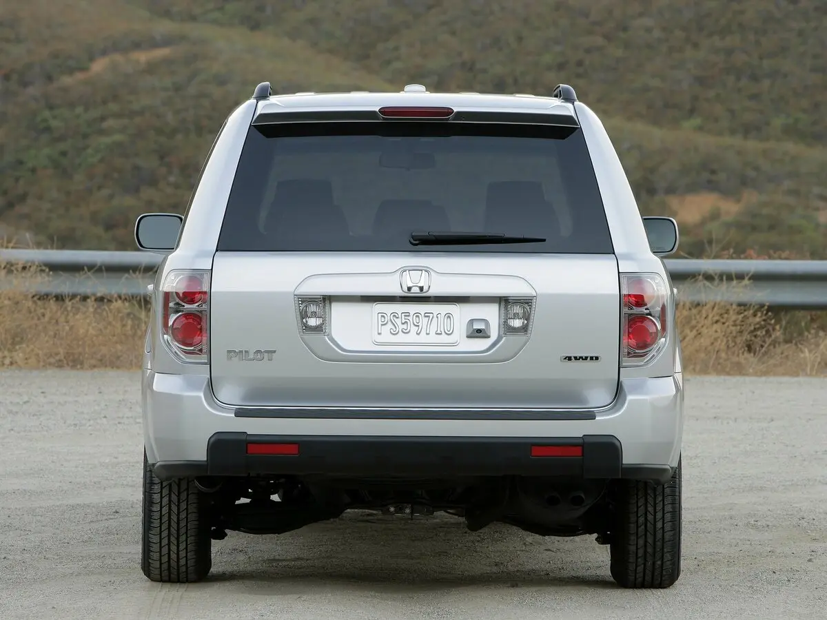 Honda Pilot I Рестайлинг Внедорожник 5 дв. — сүрөт 4