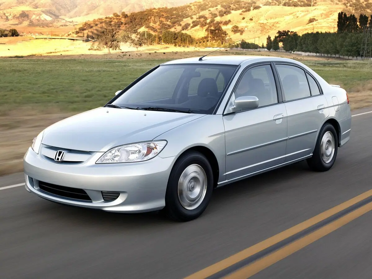 Honda Civic VII Рестайлинг Седан