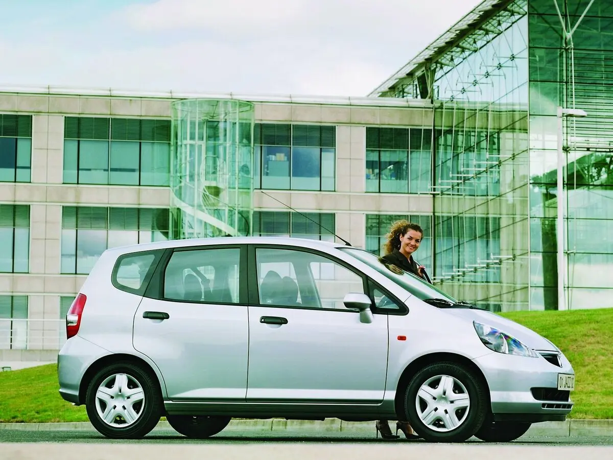Honda Jazz I Хэтчбек 5 дв. — фото 2