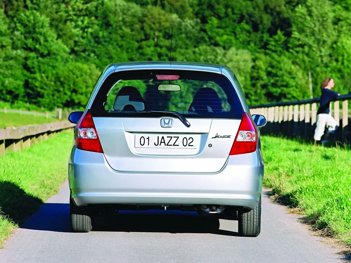 Honda Jazz I Хэтчбек 5 дв. — фото 4