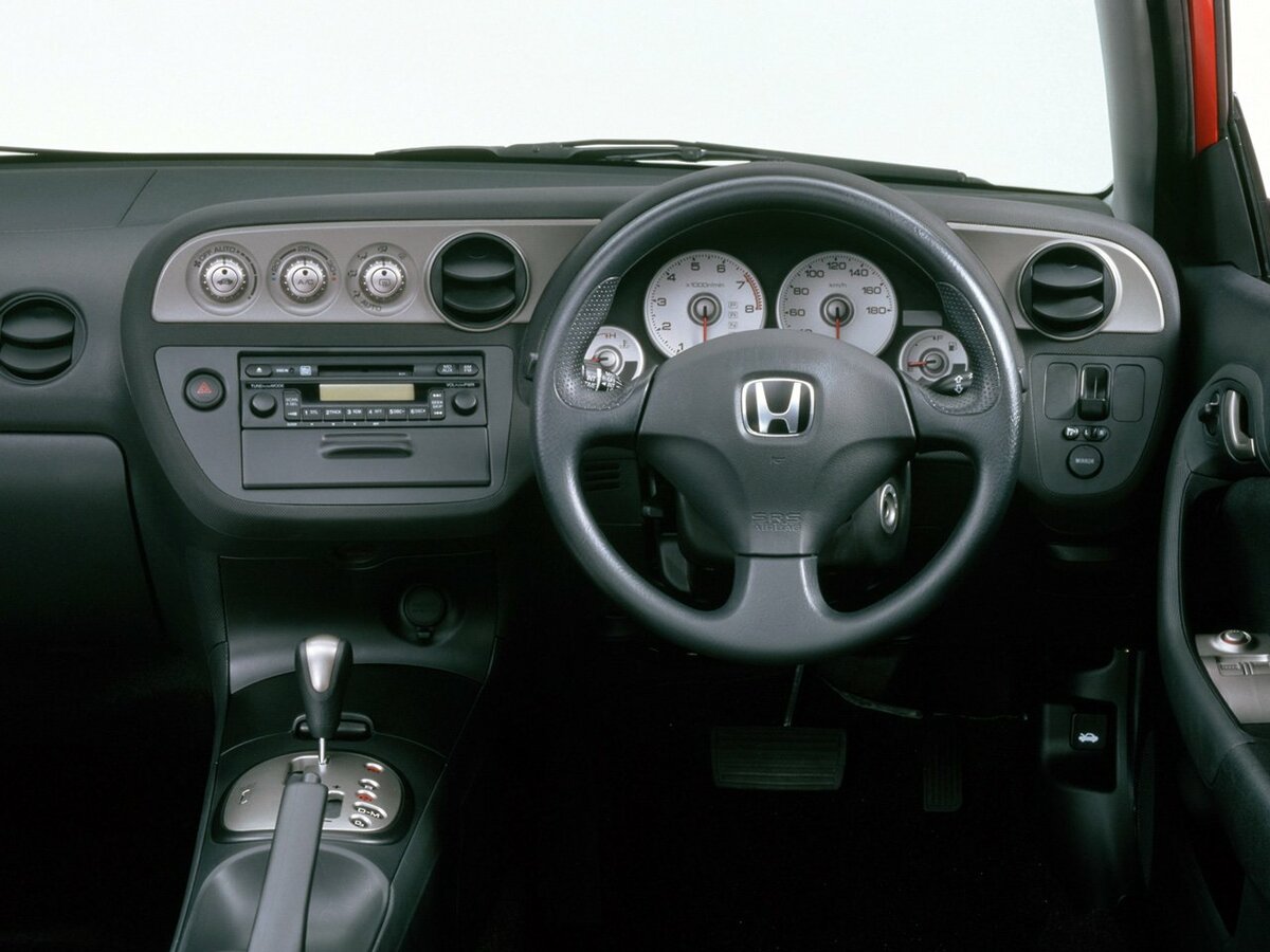 Honda Integra IV Купе — фото 4