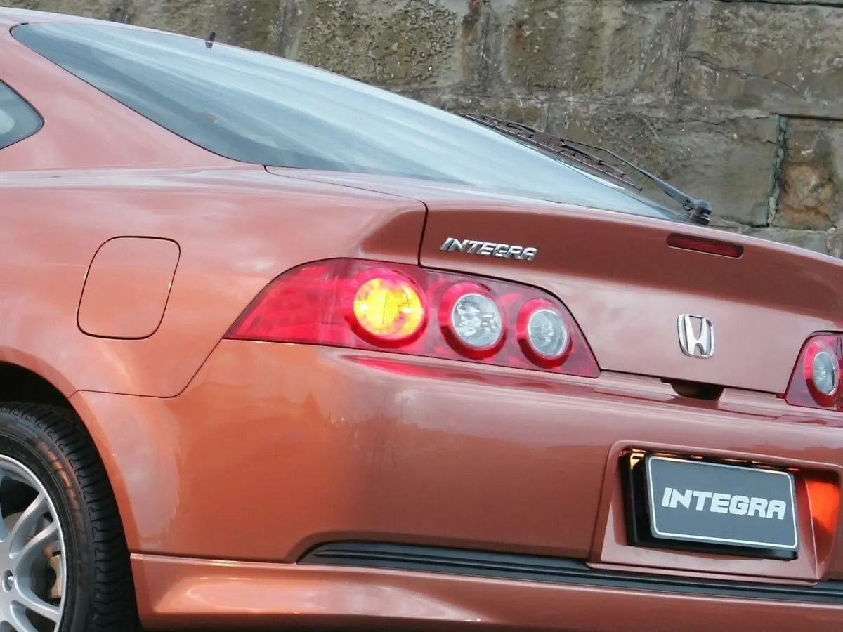 Honda Integra IV Рестайлинг Купе — сүрөт 6