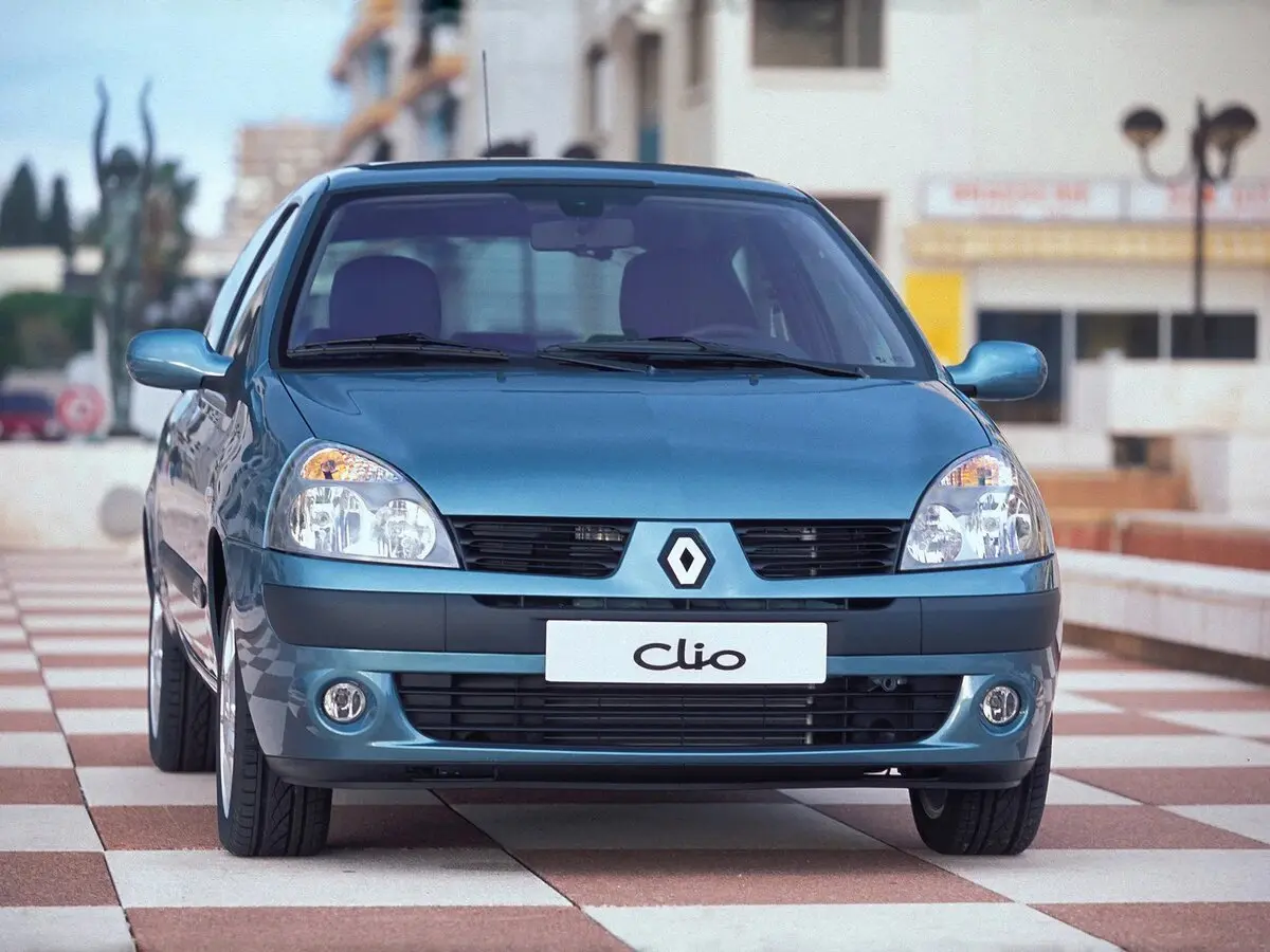 Renault Clio II Рестайлинг 2 Хэтчбек 3 дв. — сүрөт 2