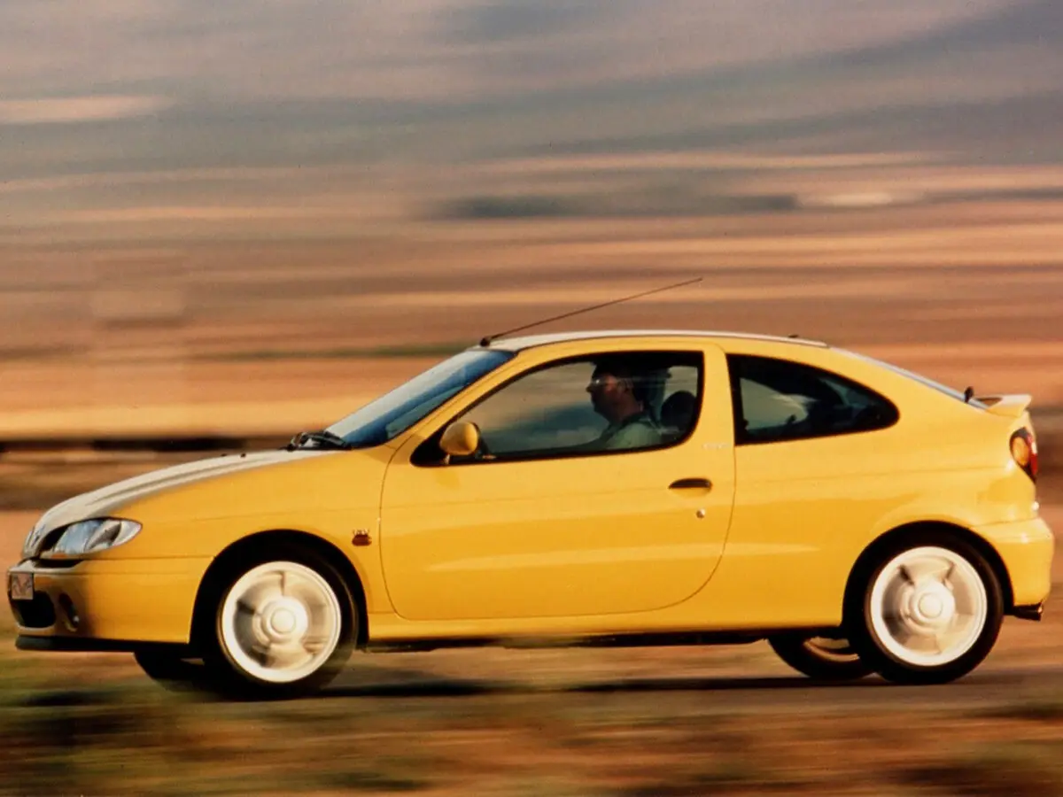 Renault Megane I Купе — сүрөт 2