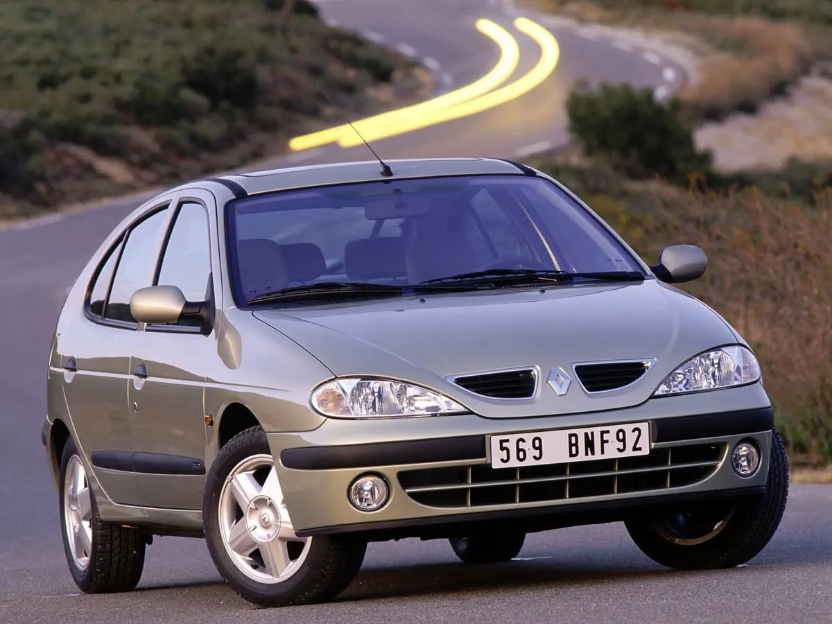 Renault Megane I Рестайлинг Хэтчбек 5 дв. — сүрөт 3