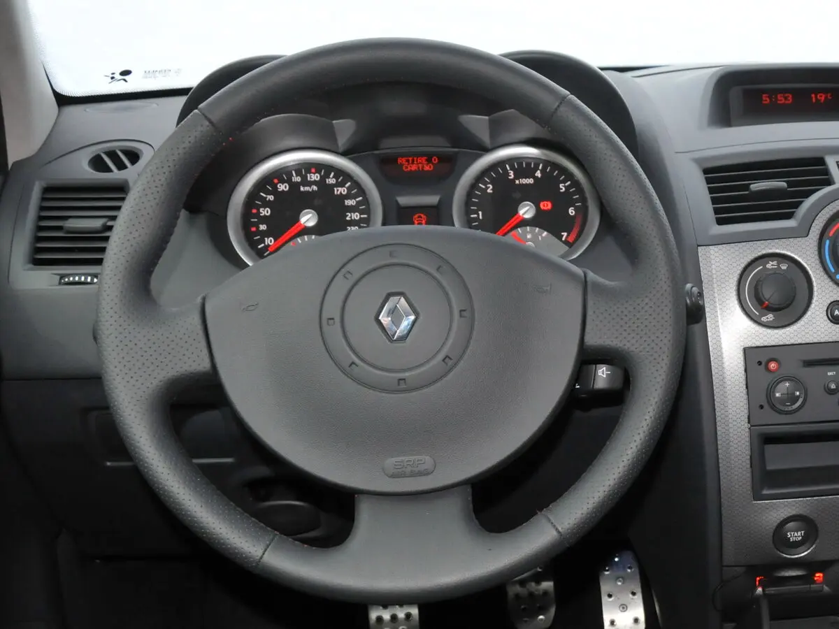 Renault Megane II Хэтчбек 3 дв. — сүрөт 6