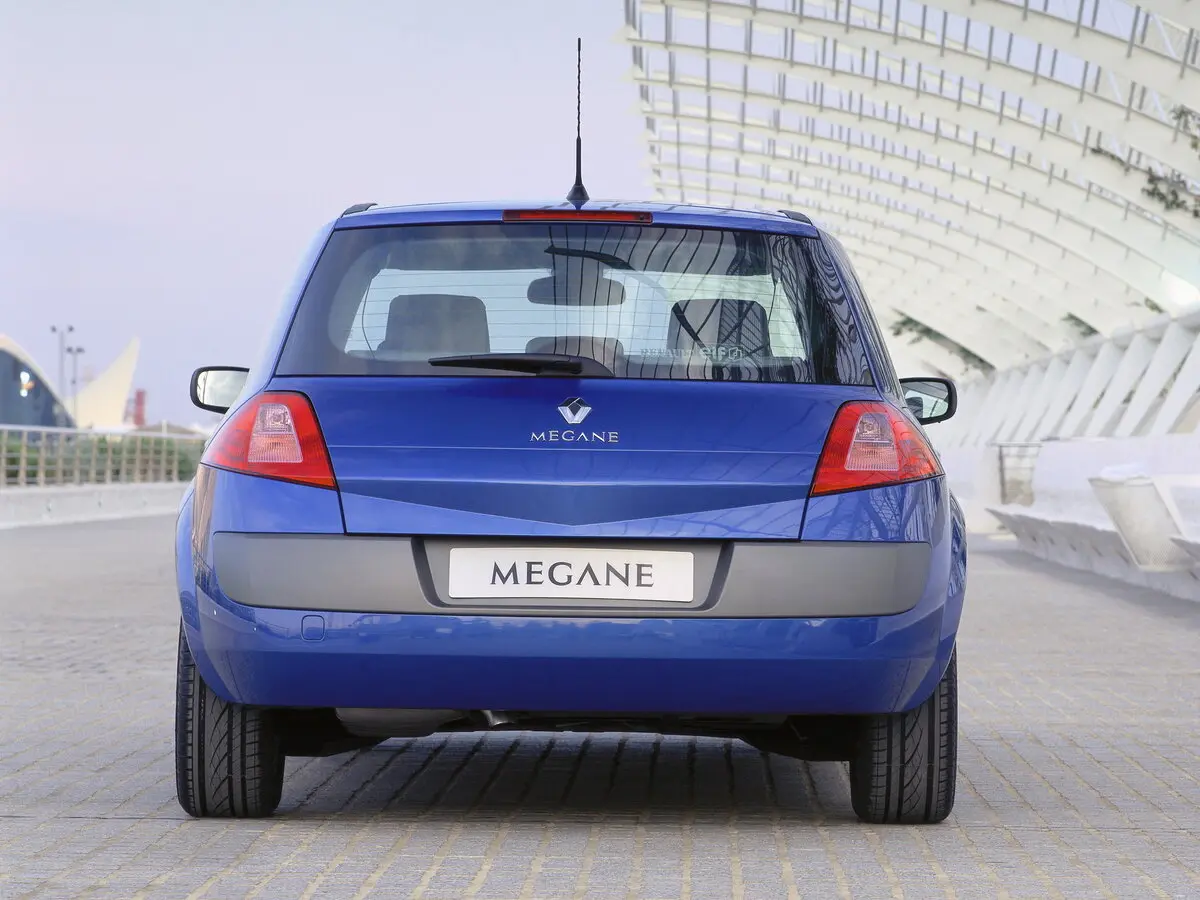 Renault Megane II Хэтчбек 5 дв. — сүрөт 4
