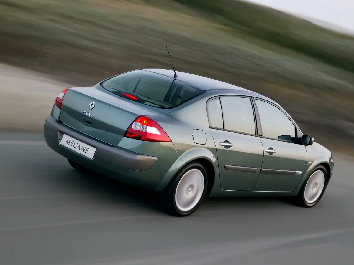 Renault Megane II Седан — сүрөт 4