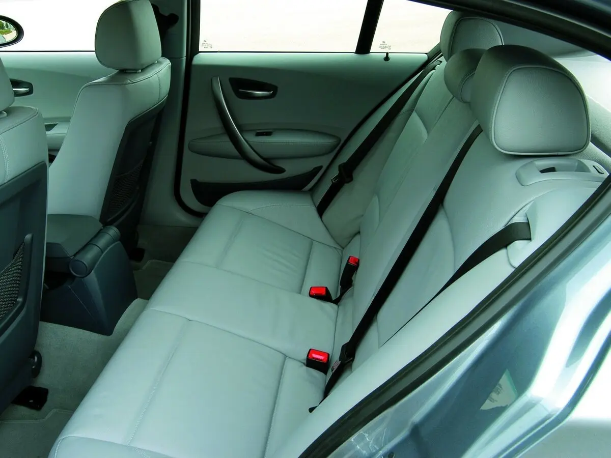 BMW 1 серии I (E81/E82/E87/E88) Хэтчбек 5 дв. — 照片 10