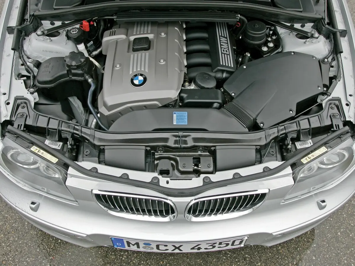 BMW 1 серии I (E81/E82/E87/E88) Хэтчбек 5 дв. — 照片 16