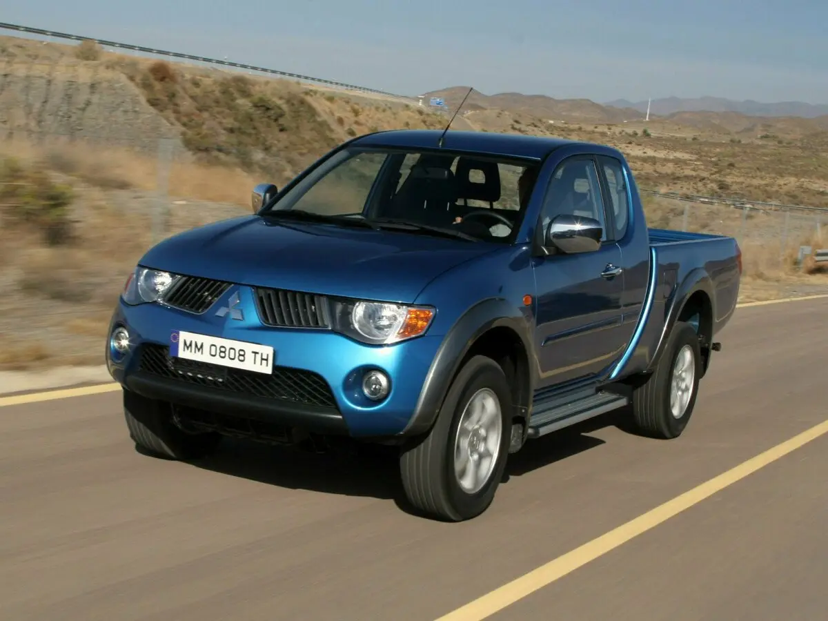 Mitsubishi L200 IV Пикап Полуторная кабина