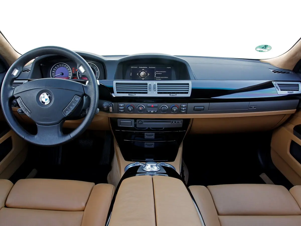 BMW 7 серии IV (E65/E66) Седан Long — сүрөт 6