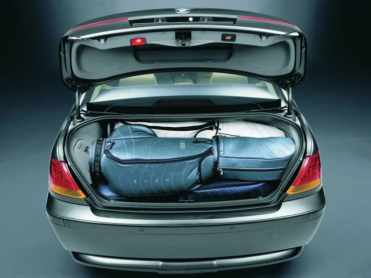 BMW 7 серии IV (E65/E66) Седан Long — сүрөт 14