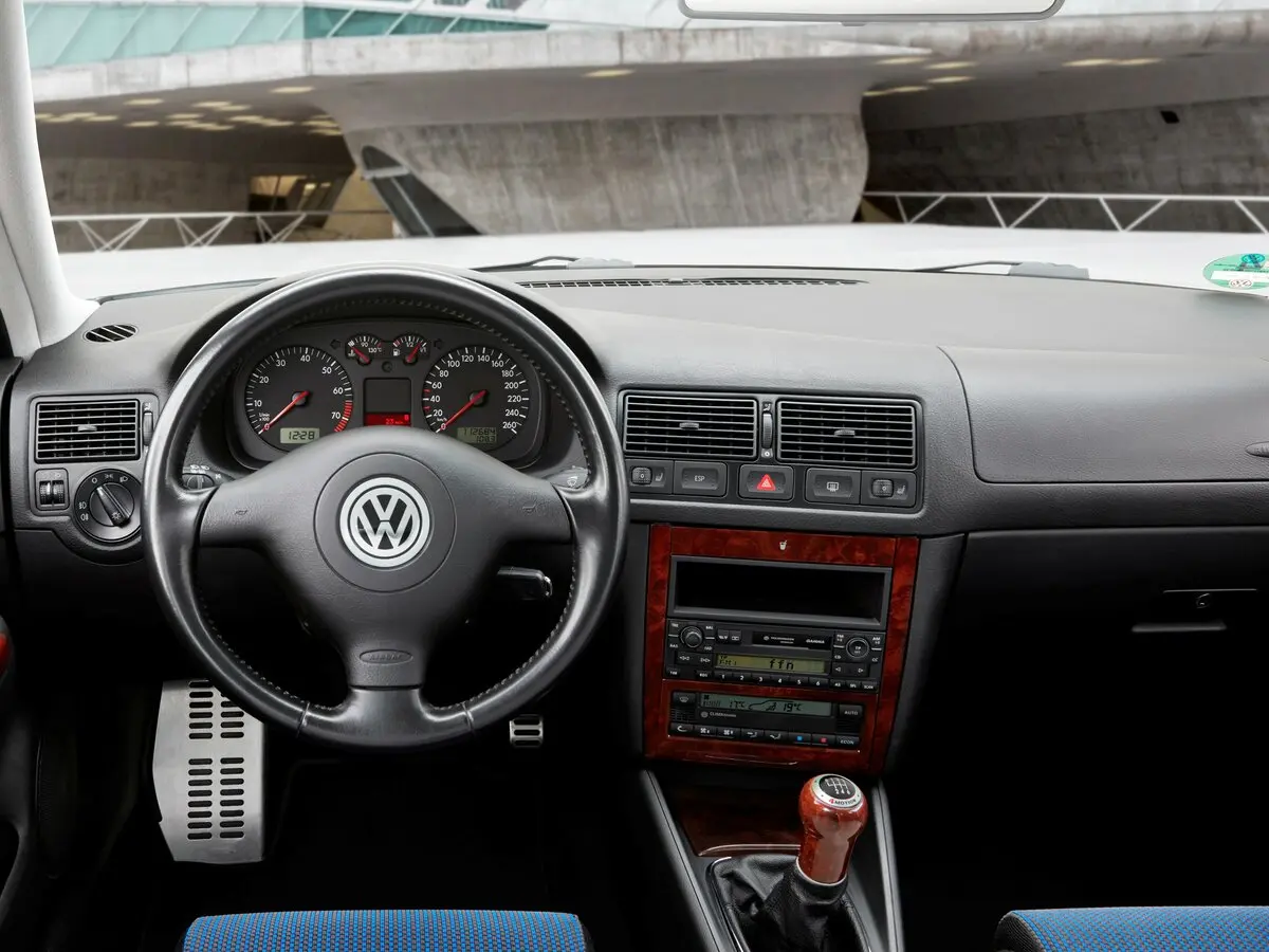 Volkswagen Golf IV Хэтчбек 5 дв. — фото 6