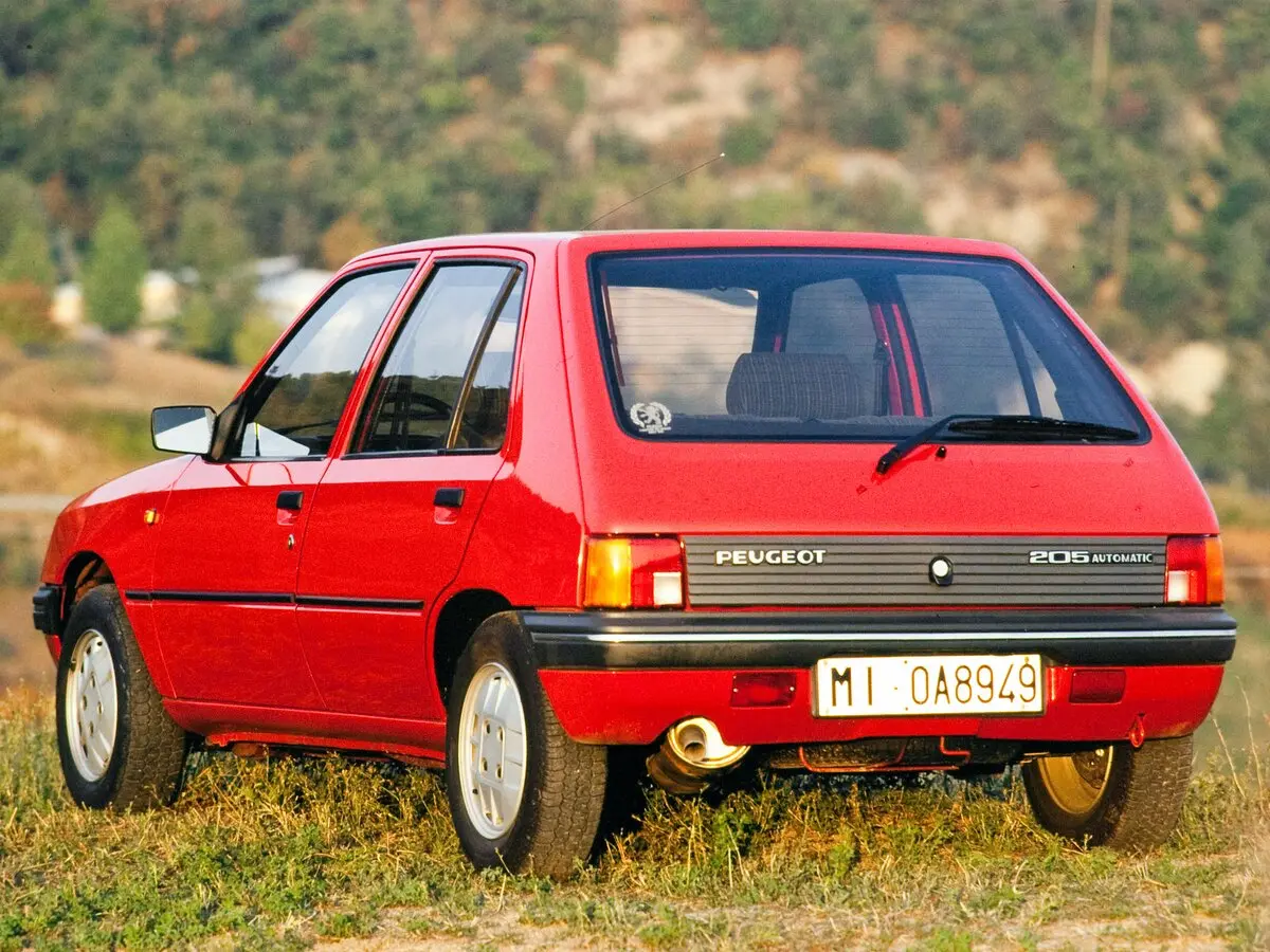 Peugeot 205 1983 – 1998 Хэтчбек 5 дв. — сүрөт 4