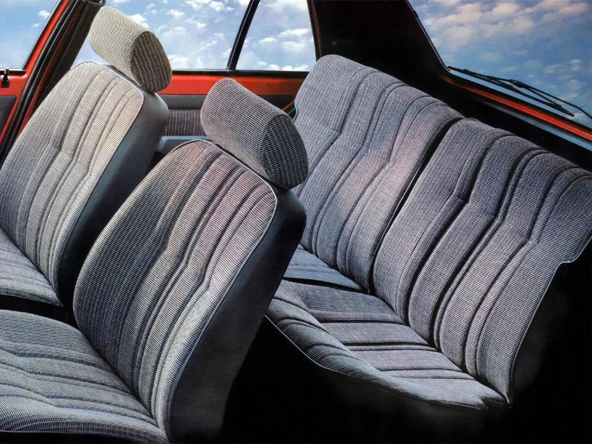Peugeot 205 1983 – 1998 Хэтчбек 5 дв. — сүрөт 8