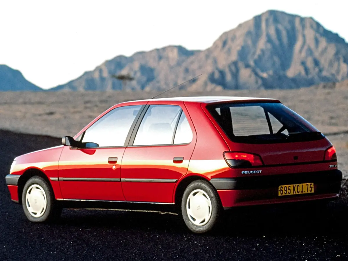 Peugeot 306 1993 – 2002 Хэтчбек 5 дв. — сүрөт 4