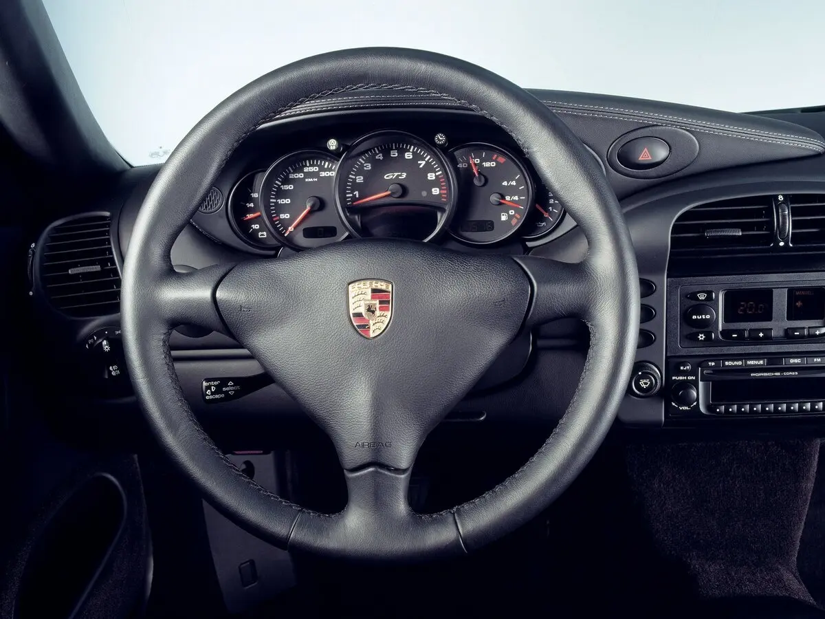 Porsche 911 GT3 996 Рестайлинг Купе — сүрөт 9