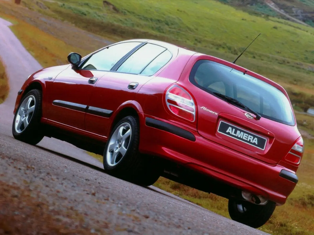 Nissan Almera II (N16) Хэтчбек 5 дв. — сүрөт 5