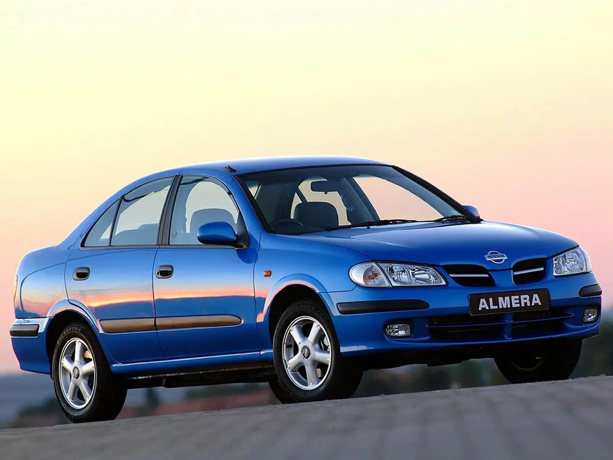 Nissan Almera II (N16) Седан