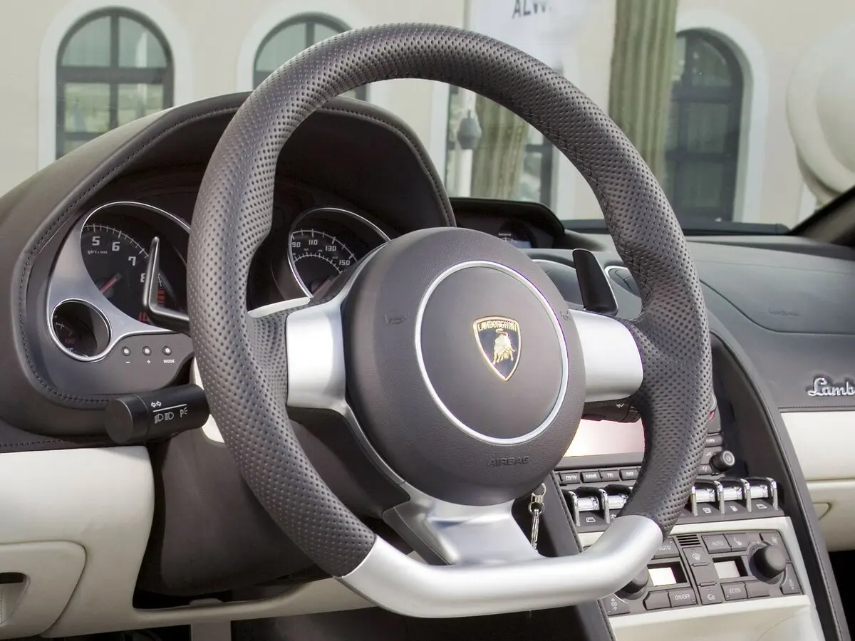 Lamborghini Gallardo I Родстер — 照片 9