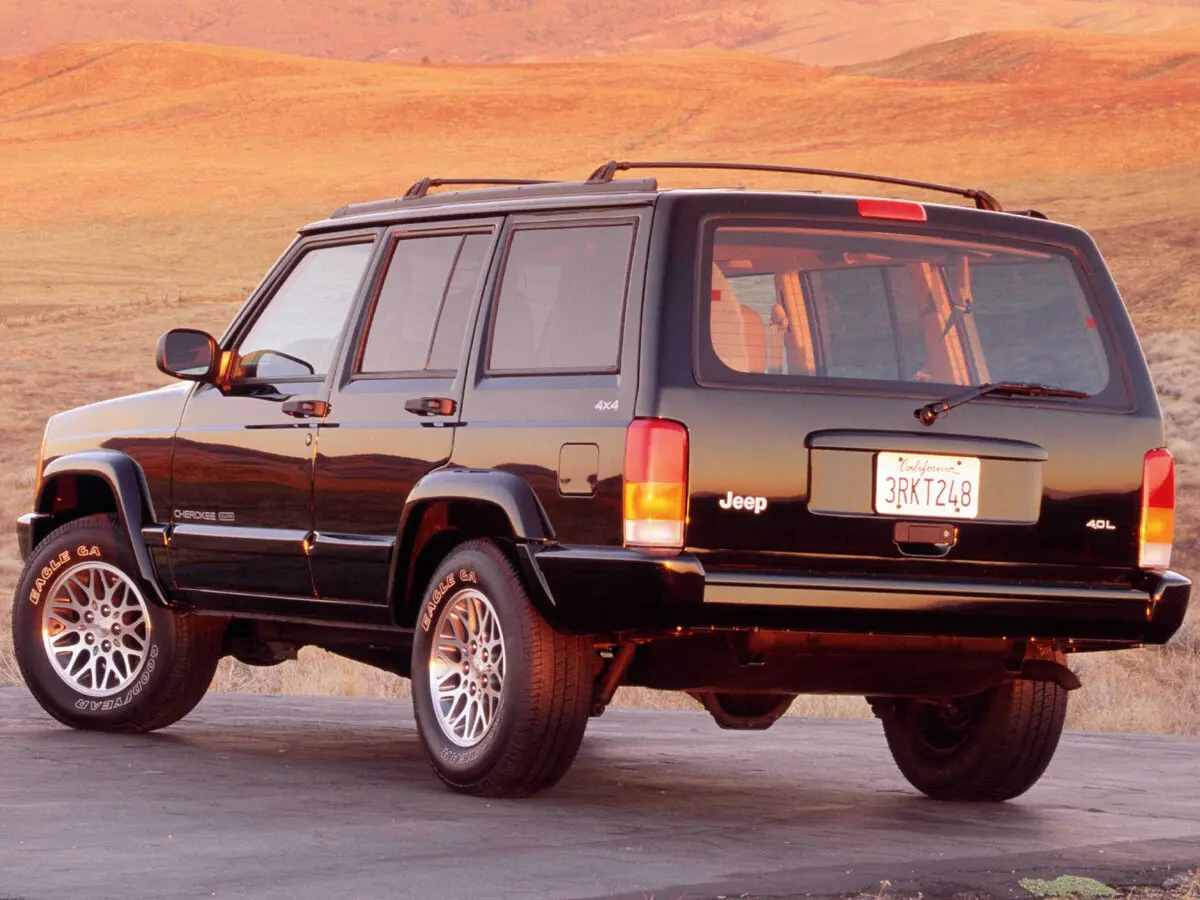 Jeep Cherokee II (XJ) Внедорожник 5 дв. — photo 5