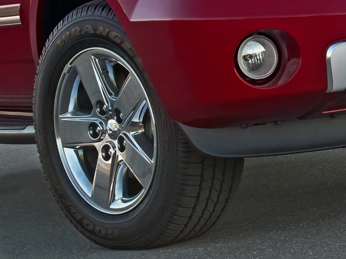 Dodge Durango II Рестайлинг Внедорожник 5 дв. — 照片 8