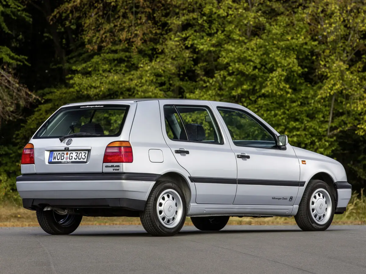 Volkswagen Golf III Хэтчбек 5 дв. — фото 5