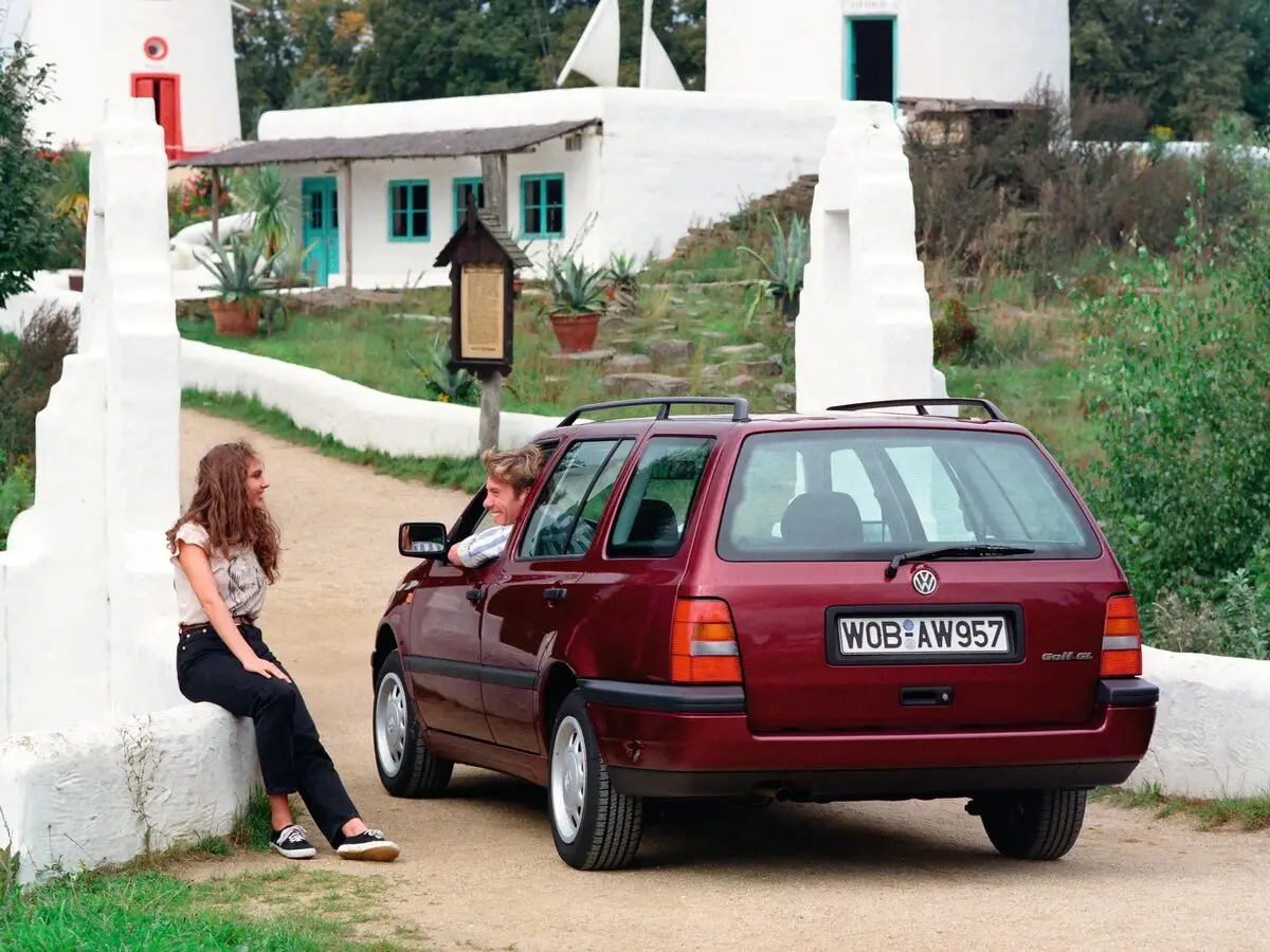 Volkswagen Golf III Универсал 5 дв. — фото 3