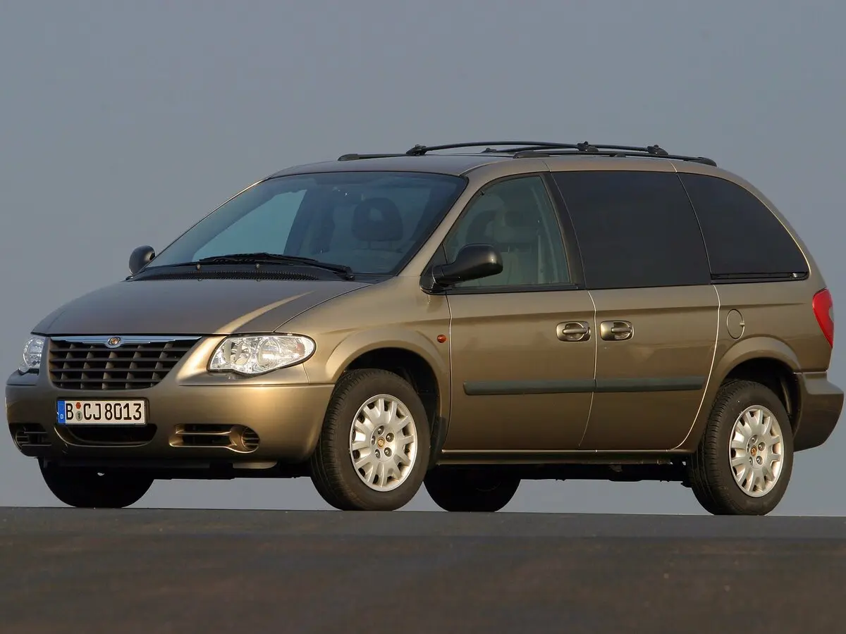 Chrysler Voyager IV Рестайлинг Минивэн