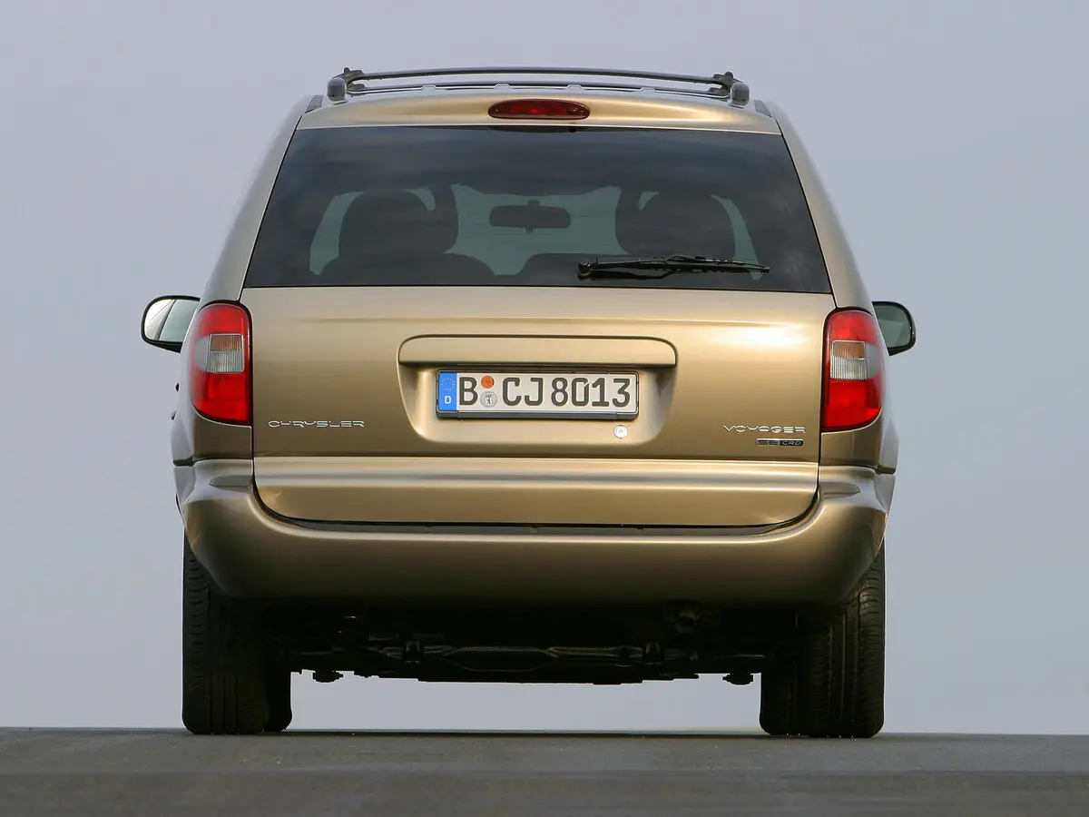 Chrysler Voyager IV Рестайлинг Минивэн — сүрөт 4